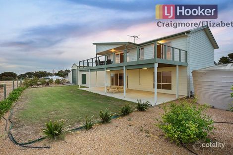 Property photo of 31 Main Coast Road Pine Point SA 5571