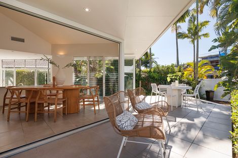 Property photo of 26 Wyuna Drive Noosaville QLD 4566