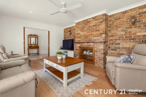 Property photo of 14 Fuchsia Crescent Bomaderry NSW 2541