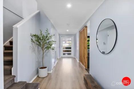 Property photo of 5 Saddle Court Maiden Gully VIC 3551