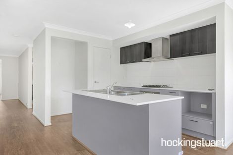 Property photo of 28 Limehouse Avenue Wollert VIC 3750