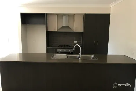 Property photo of 14 Atkinson Close Point Cook VIC 3030