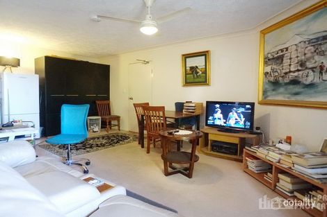 Property photo of 3/45-51 Leopard Street Kangaroo Point QLD 4169
