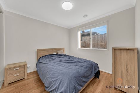 Property photo of 56 Nankeen Loop Beveridge VIC 3753