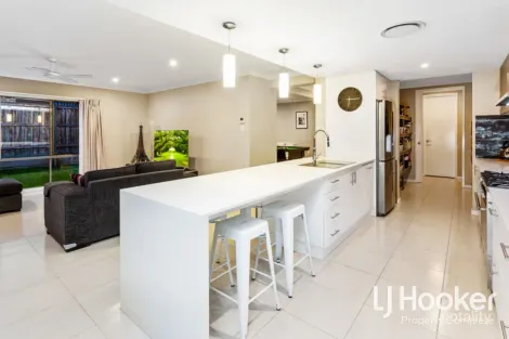 Property photo of 2 Jubera Close Yarrabilba QLD 4207