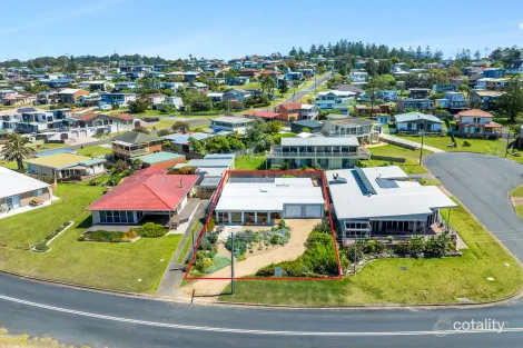 Property photo of 51 Tuross Boulevard Tuross Head NSW 2537