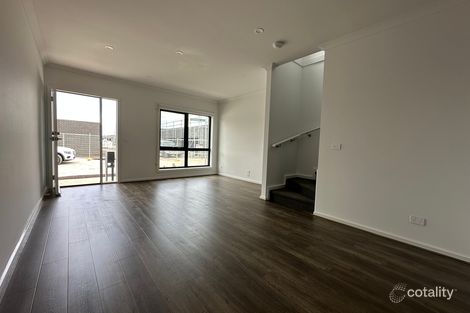 45 Fusion Cct, Cranbourne West, VIC 3977