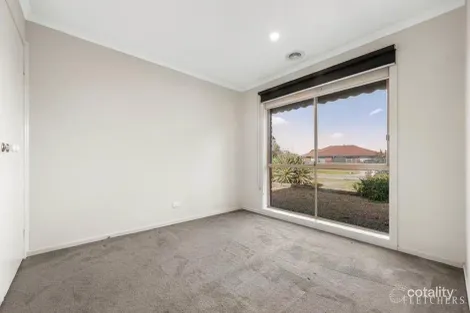 Property photo of 28 Purchas Street Werribee VIC 3030