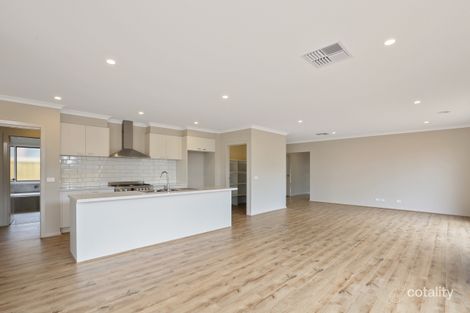 Property photo of 10 Yellow Avenue Lara VIC 3212