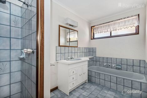 Property photo of 1/83 Reservoir Road Strathdale VIC 3550