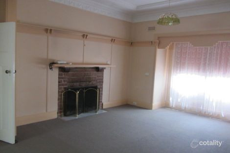 Property photo of 20 Young Street Drouin VIC 3818