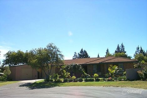 8 Pendragon Ct, Camillo, WA 6111