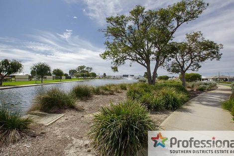 Property photo of 53 Tourmaline Ridge Australind WA 6233