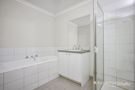 Property photo of 36 Spriggs Drive Croydon VIC 3136
