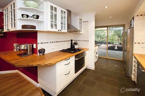 Property photo of 29 Leschenaultia Street Roleystone WA 6111
