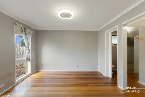 Property photo of 29 Strathmore Crescent Hoppers Crossing VIC 3029