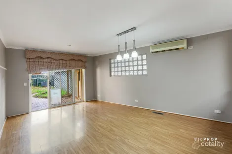 Property photo of 29 Strathmore Crescent Hoppers Crossing VIC 3029