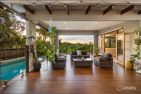 Property photo of 6 Timber Top Court Little Mountain QLD 4551