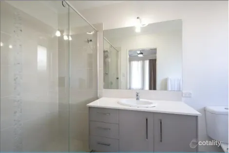 Property photo of 11 Windjana Crescent Fitzgibbon QLD 4018