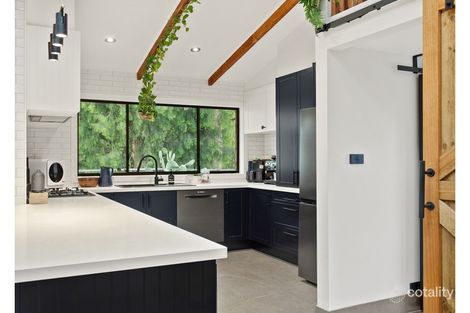 Property photo of 64 Derribong Drive Cordeaux Heights NSW 2526