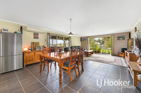 Property photo of 15 Shetland Court Pakenham VIC 3810