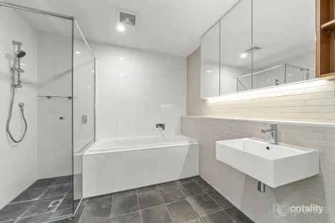 Property photo of 4/52 Withers Road North Kellyville NSW 2155