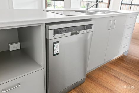 Property photo of 4 Fairfield Crescent Diggers Rest VIC 3427