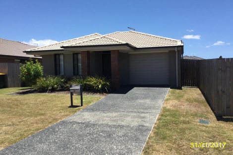 61 Ravensbourne Cres, North Lakes, QLD 4509