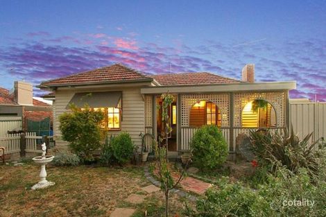 11 Dwyer Ave, Reservoir, VIC 3073