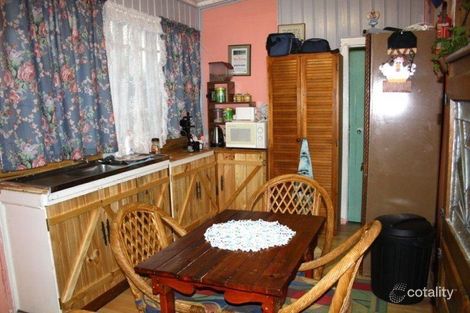 Property photo of 12 Forrest Street Kalpowar QLD 4630