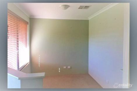 Property photo of 7 Charnley Bend Success WA 6164