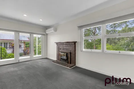 21 Iona Tce, Taringa, QLD 4068