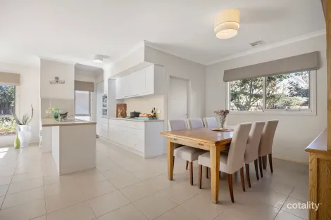Property photo of 683 Eynesbury Road Eynesbury VIC 3338