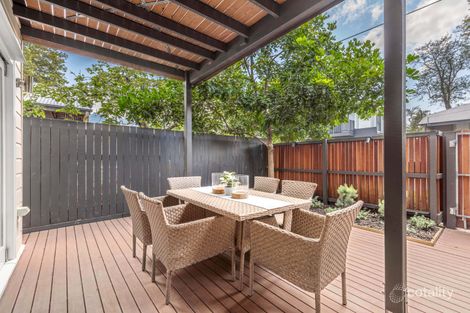 Property photo of 15 Elliott Street Kangaroo Point QLD 4169
