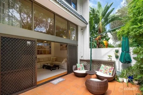 19/7 Campbell St, Bundall, QLD 4217