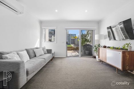 146/142 Mapleton Ave, Harrison, ACT 2914