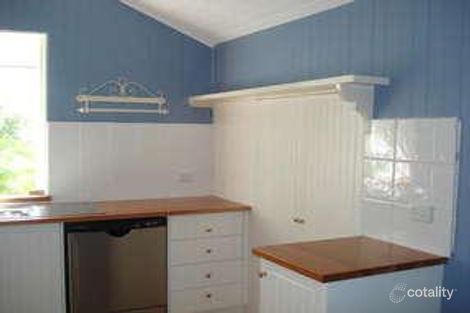 Property photo of 4 Miles Avenue Kelso QLD 4815