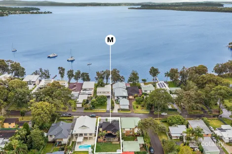 Property photo of 5 Bambury Avenue Summerland Point NSW 2259
