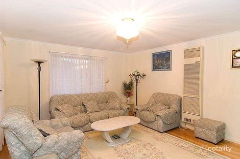 Property photo of 3 Yaralla Court Meadow Heights VIC 3048