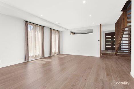 Property photo of 33 Lysbeth Street McKinnon VIC 3204