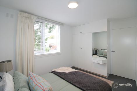 Property photo of 9/52 Moubray Street Albert Park VIC 3206