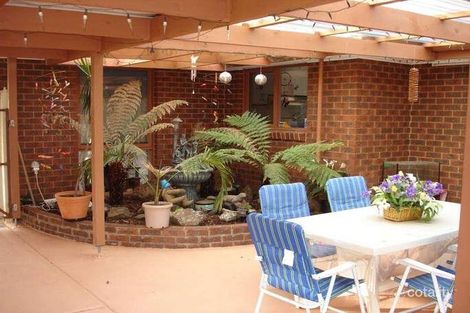 Property photo of 33 Iluka Drive Werribee VIC 3030