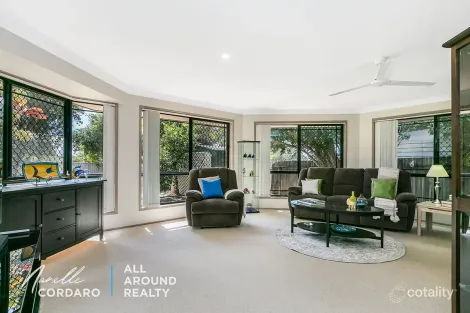 Property photo of 5 Swallowtail Place Kallangur QLD 4503