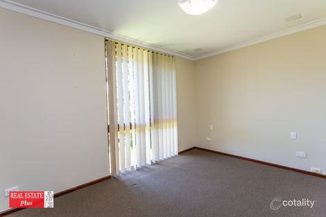 Property photo of 5 Abbott Way Swan View WA 6056