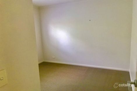 Property photo of 9 St Helens Avenue Lake Gardens VIC 3355