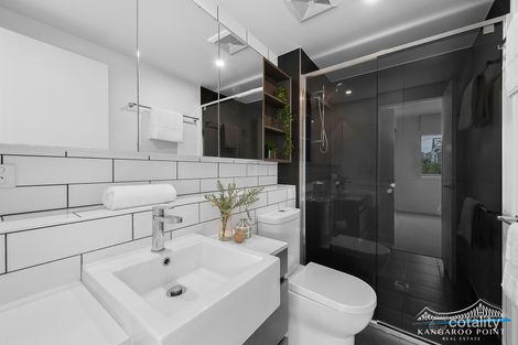 Property photo of 204/28 Wharf Street Kangaroo Point QLD 4169