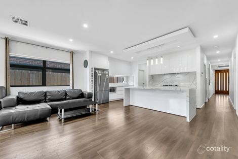 Property photo of 11 Damian Avenue Wollert VIC 3750