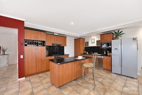 Property photo of 2 Benaud Place Epping VIC 3076