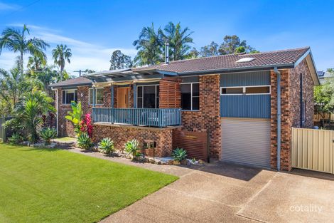 5 Damien Cl, Chittaway Point, NSW 2261
