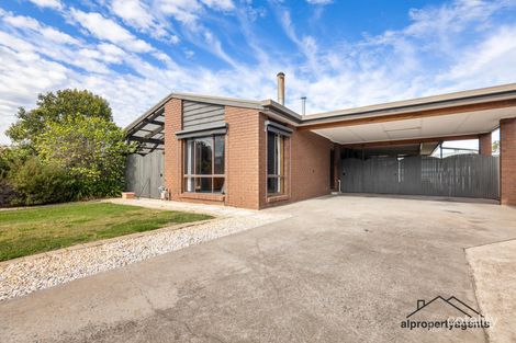 Property photo of 11 Colla Court Horsham VIC 3400